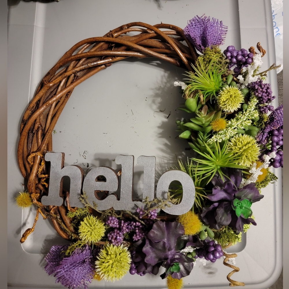 Custom Wreaths, Trucks, & Mini Wreaths